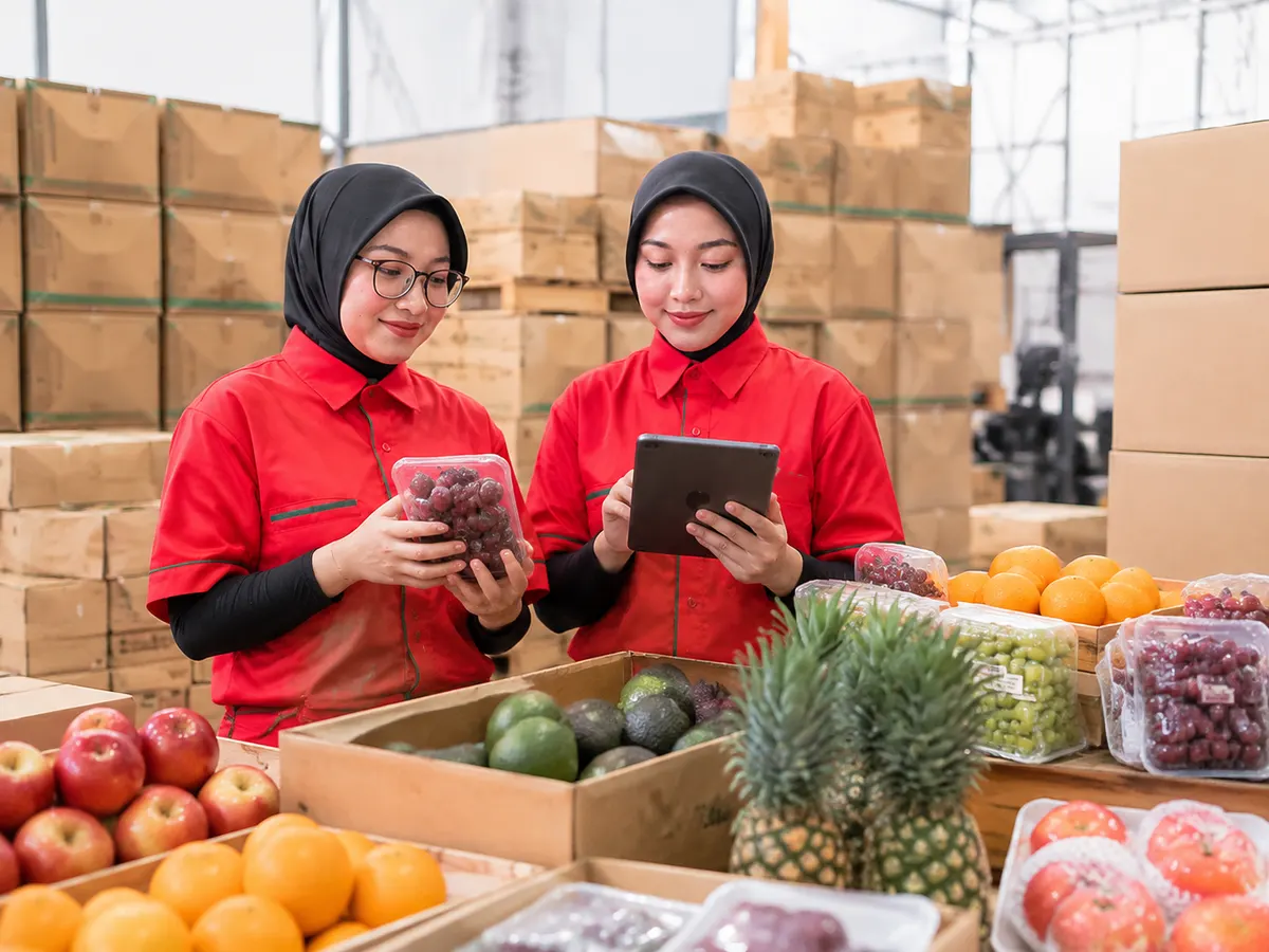 Pengecekan dan packing pesanan